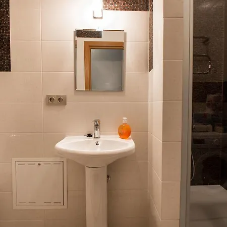 Comfy Master Street Apartment *