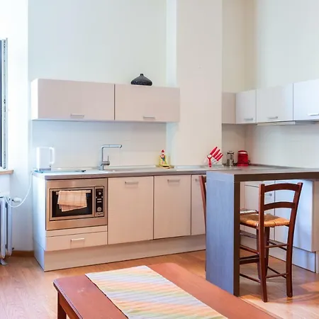 Comfy Master Street Apartment